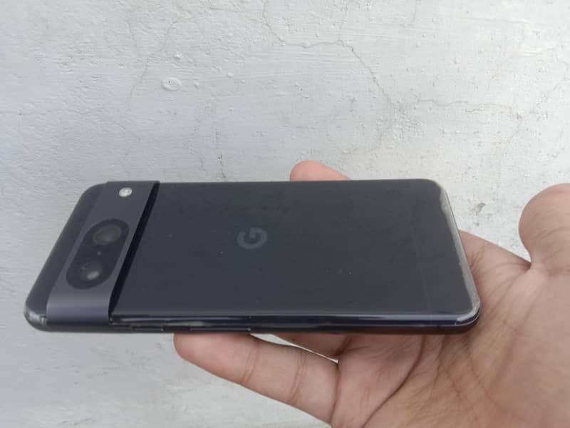 Google Pixel 8 7