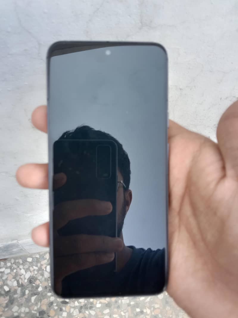 Google Pixel 8 11