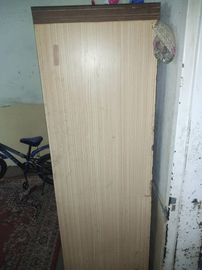 Divider 3