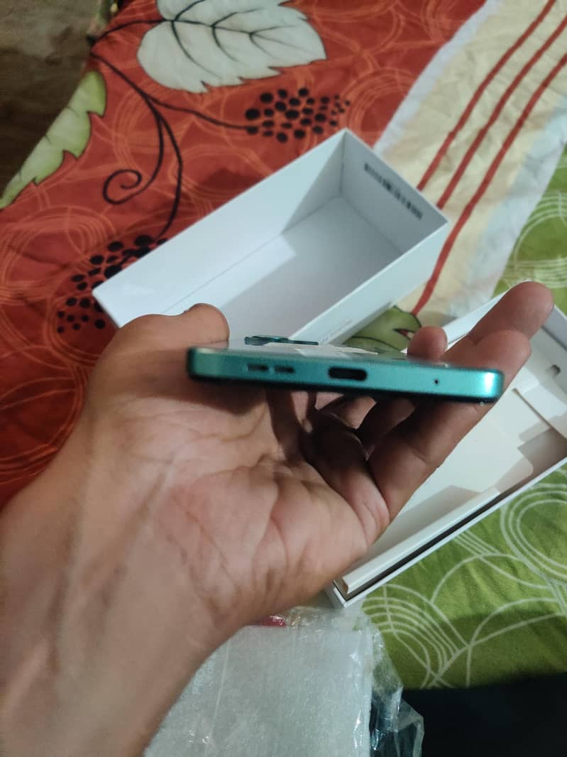 Xiaomi Redmi Note 12 4