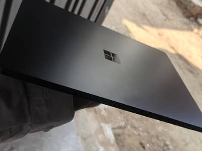 Microsoft Surface Laptop 5 | 4Gb Iris Xe Graphics | Touch Display
