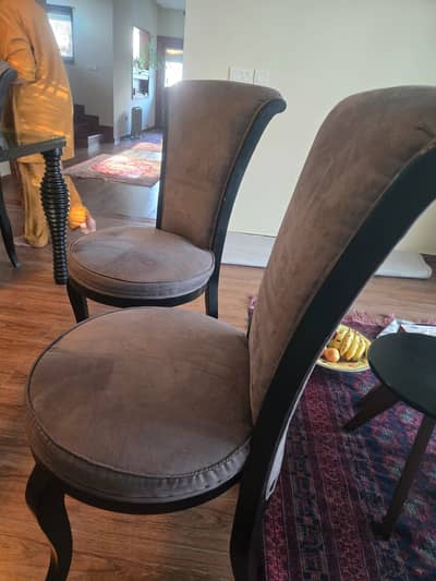 Dining Table with 6 Chairs