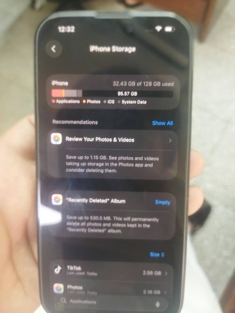 Apple iPhone 15 2