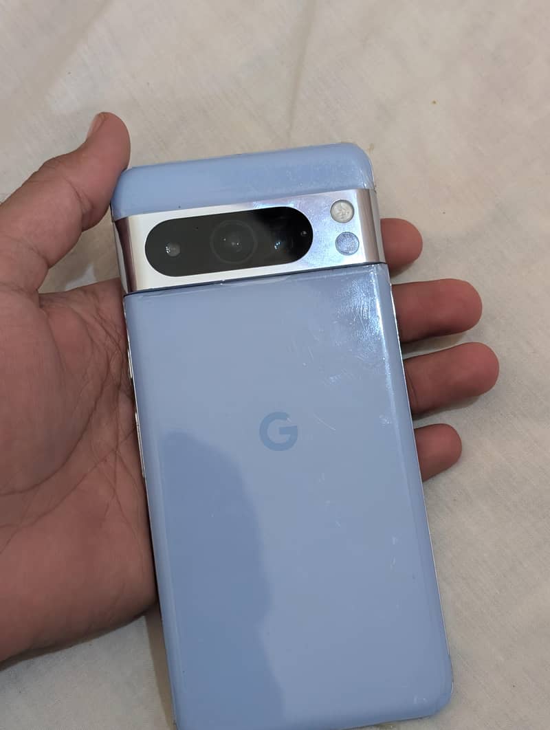 Google Pixel 8 Pro 4
