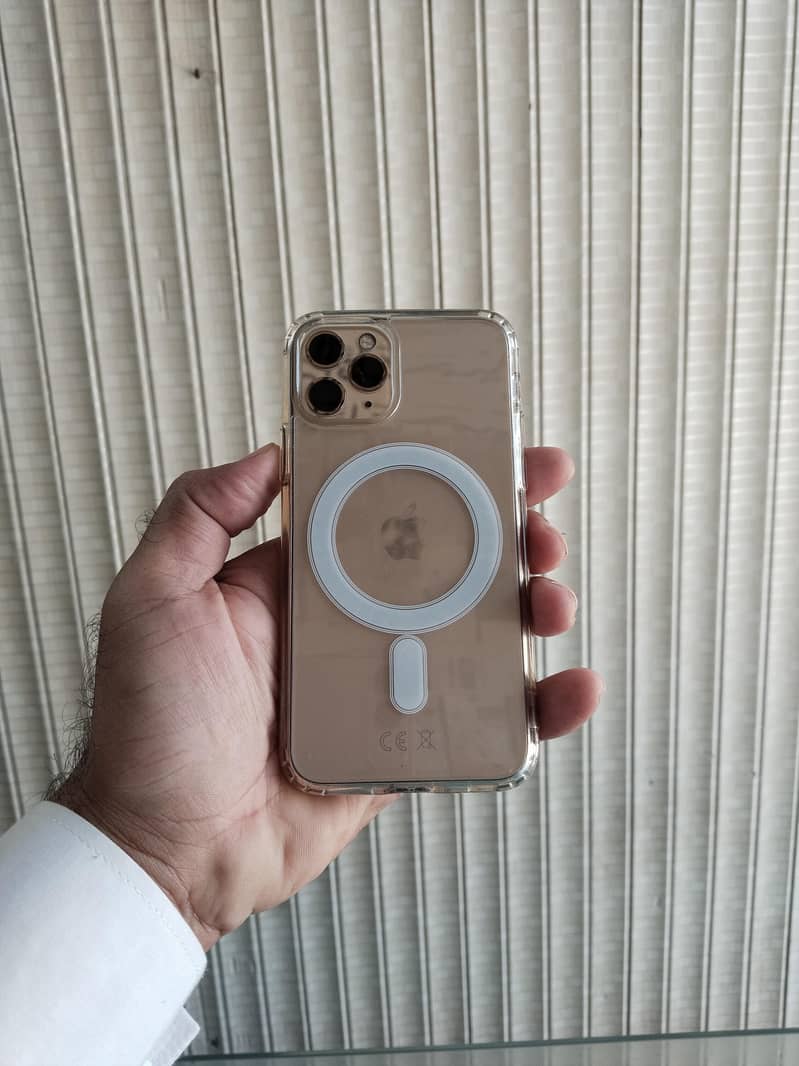 Apple iPhone 11 Pro 1