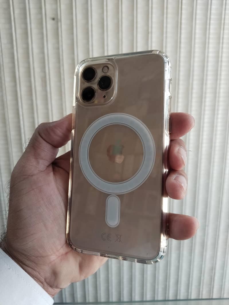 Apple iPhone 11 Pro 3