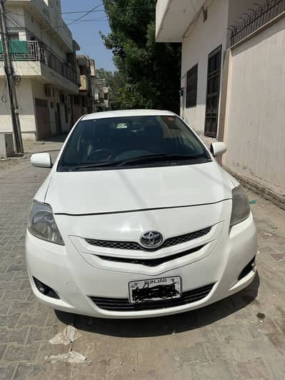 Toyota Belta 2006