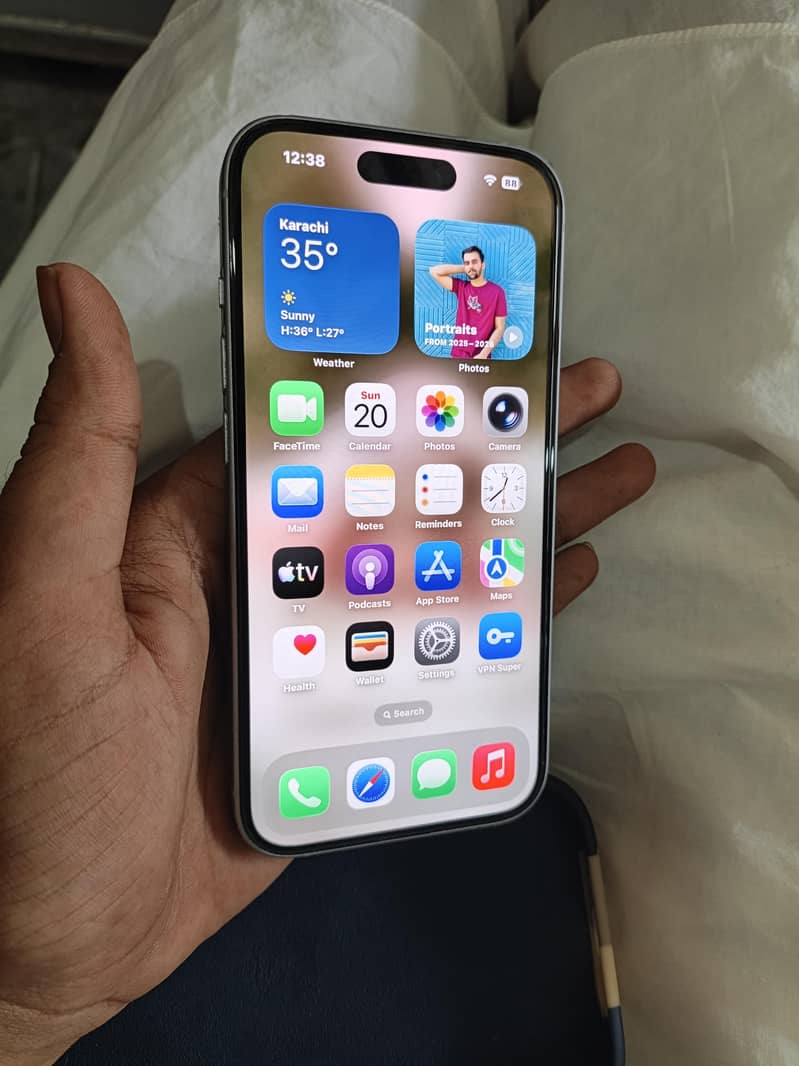 Apple iPhone 15 0