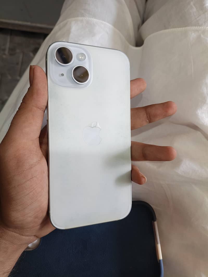 Apple iPhone 15 1