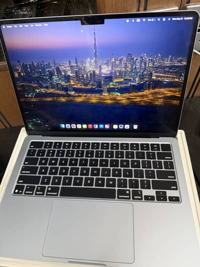 Macbook m4 air sky blue colour 16/256