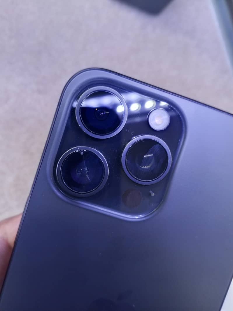Apple iPhone 15 Pro Max 1