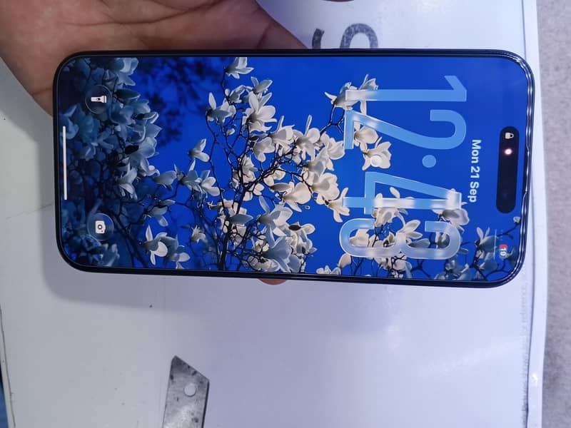 Apple iPhone 15 Pro Max 6
