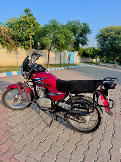 Suzuki GS 150 Red (2019) - Accessories Installed - First-Hand Maintain