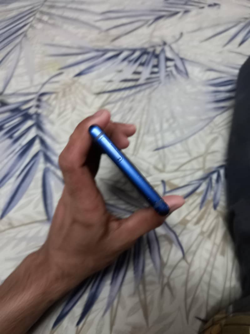 Samsung Mobile Note 9 1