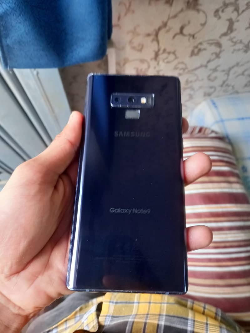 Samsung Mobile Note 9 5