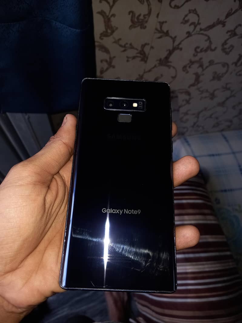 Samsung Mobile Note 9 6