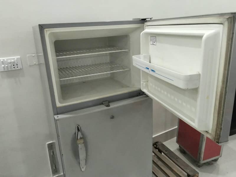 Fridge 3