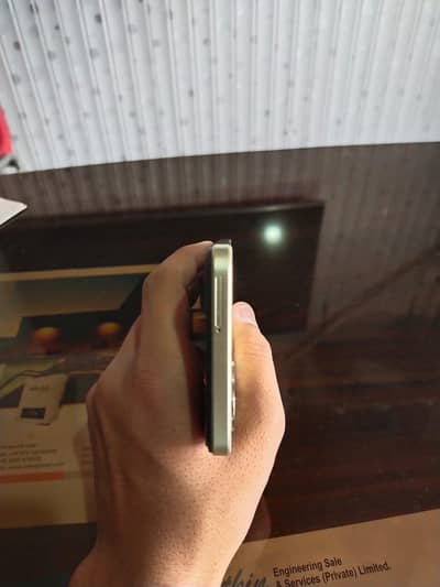 Vivo Y16