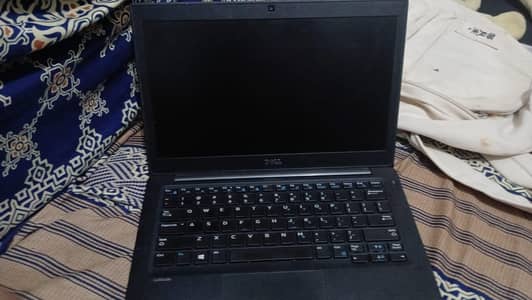 Dell i7 7th Gen - 8Gb Ram