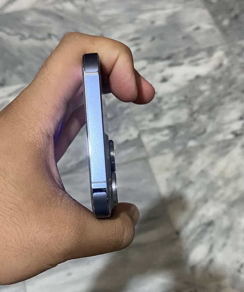 Apple iPhone 13 Pro Max 3