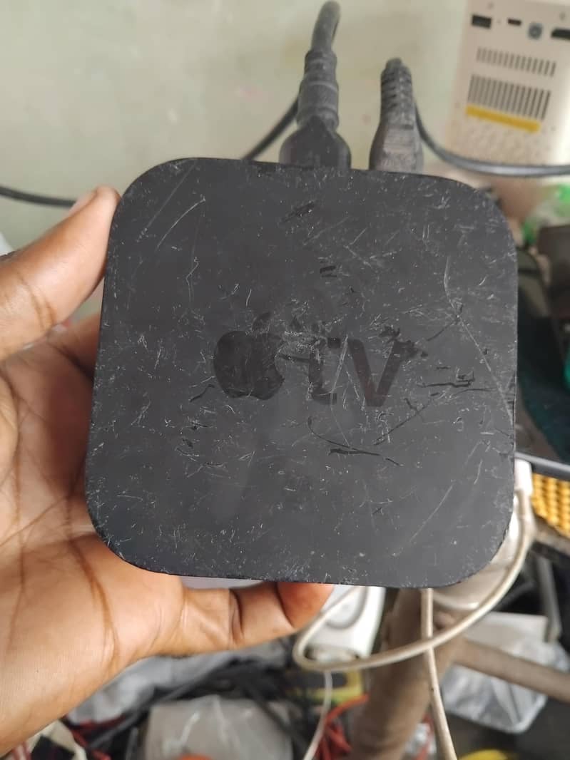 apple TV box 1