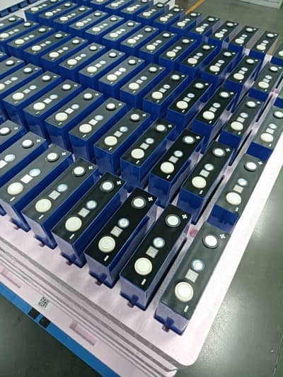 Lithium battery cells