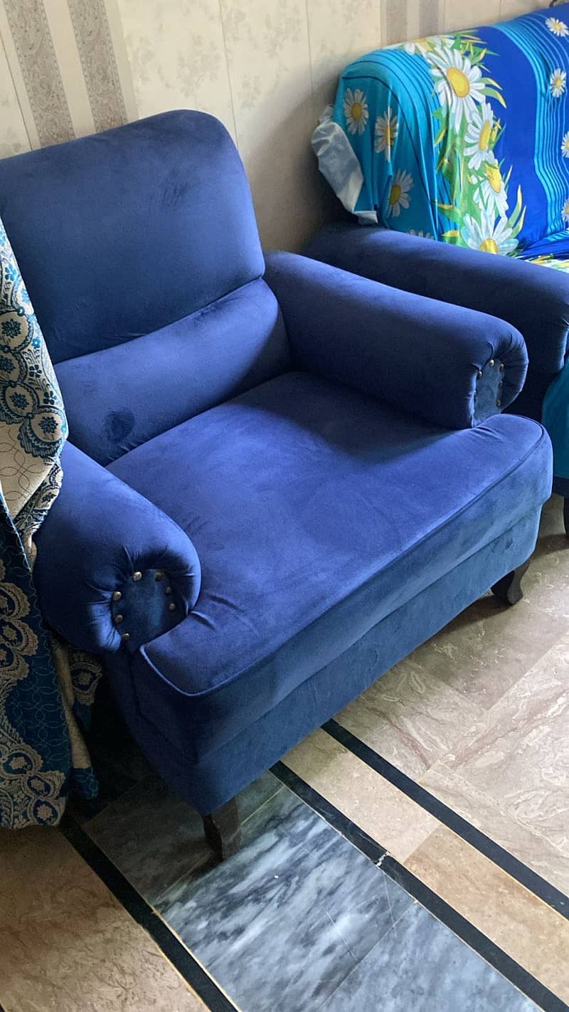 5 seater’s sofa 3