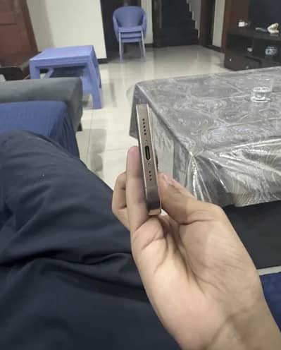 Apple iPhone 16 Pro