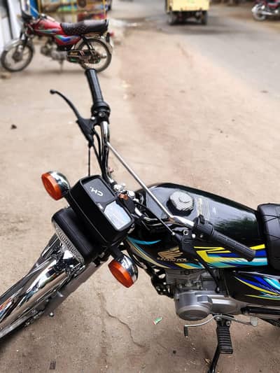 Honda CG 125 2026 Model Black – 10/10 Condition
