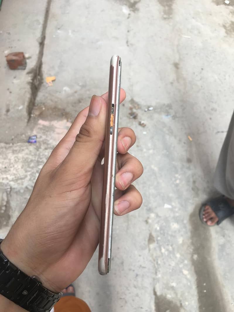 OPPO A83 2