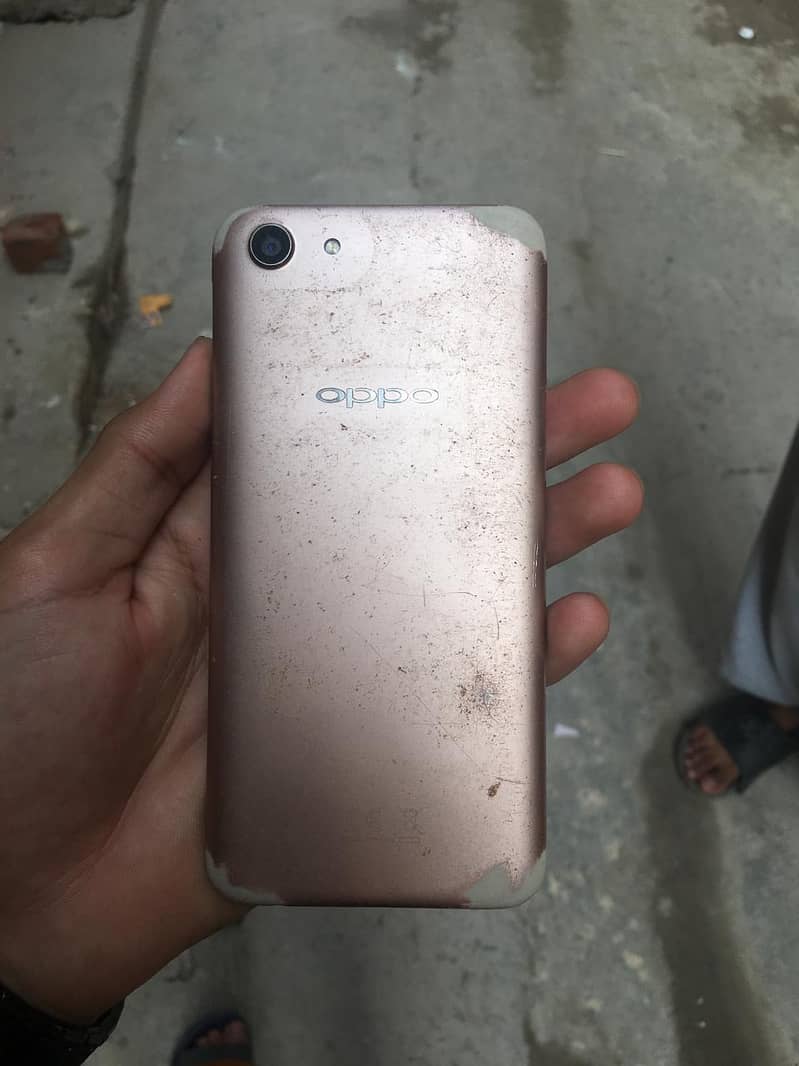 OPPO A83 5