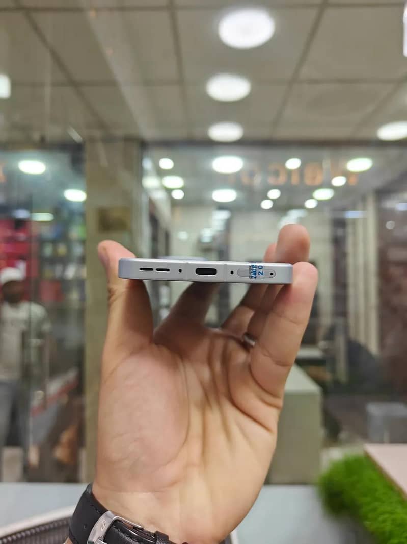 One Plus 13T 3