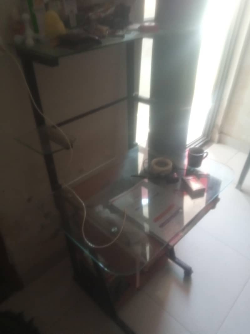 COMPUTER TROLLY 2