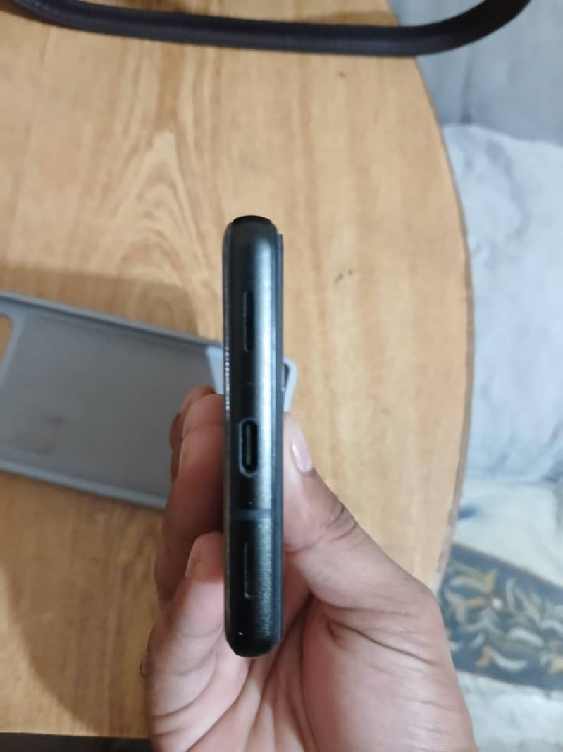 Google Pixel 6a 4