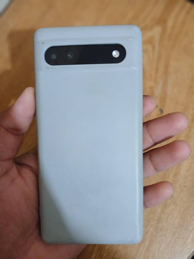 Google Pixel 6a 5