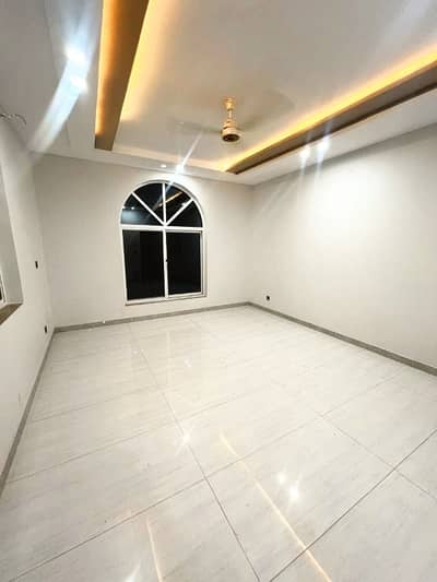 10 Marla House For Rent In Beautiful Bani Gala