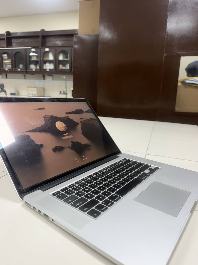 Macbook pro 2