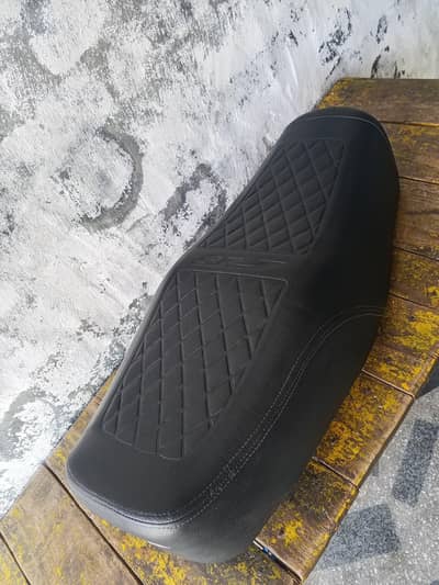 Cg125 seet