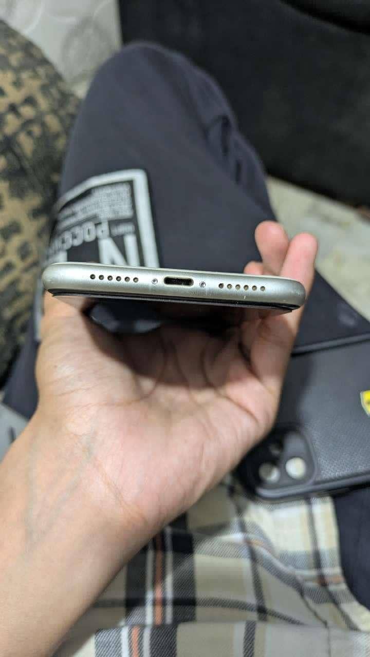 iphone 11 4