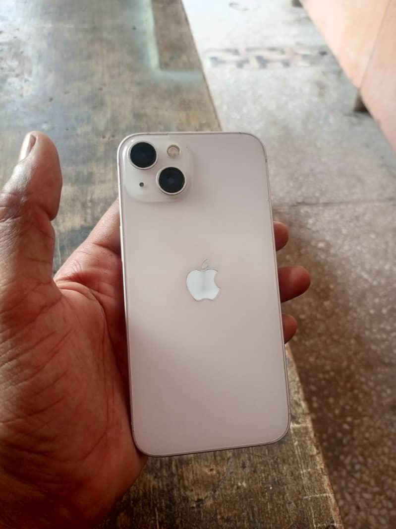 Apple iPhone 13 0