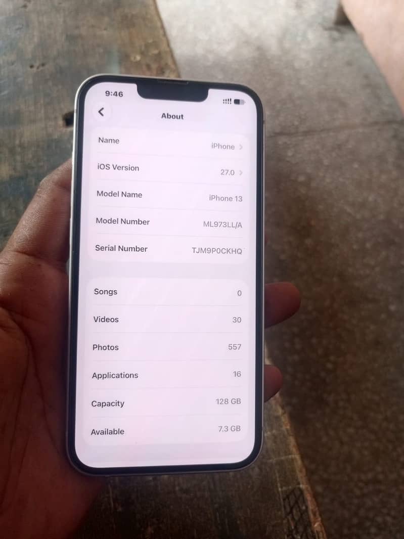 Apple iPhone 13 7