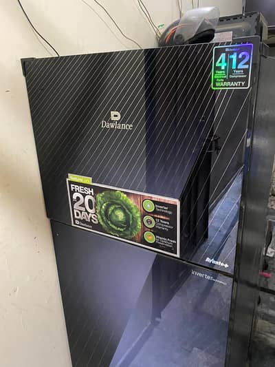 dawlance inverter barnd new condition olny 2 uesd home 03124119862