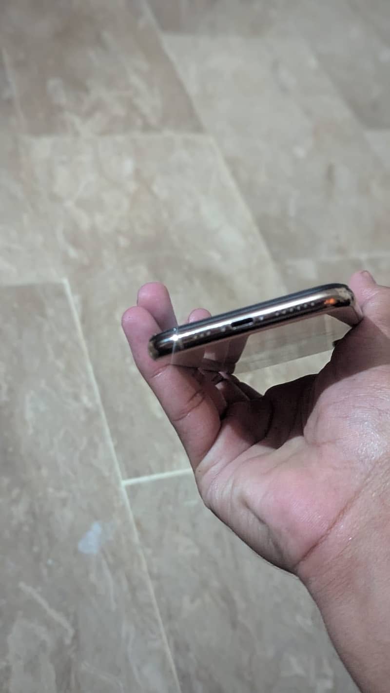iPhone XS 2