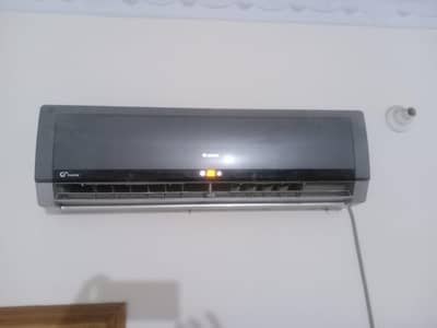 Gree Inverter AC 1.0 Ton for Sale