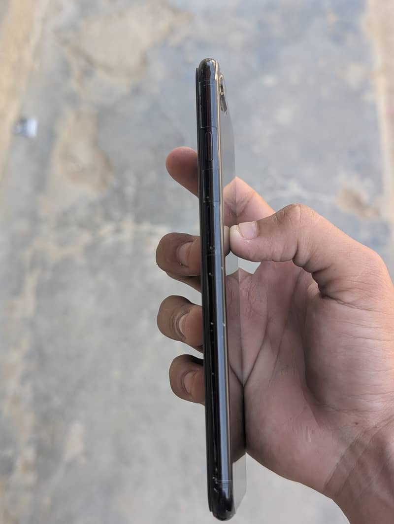 Apple iPhone 7 Plus 1