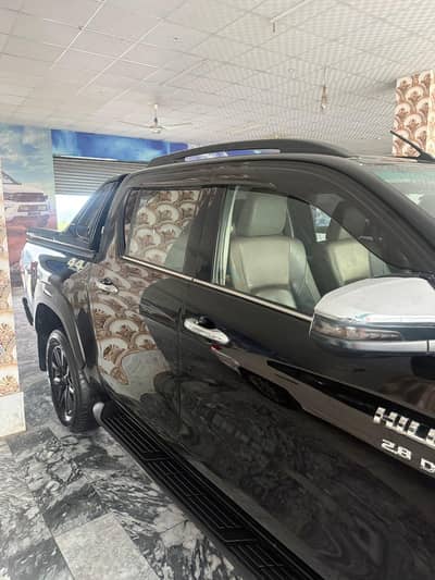 Toyota Hilux 2021