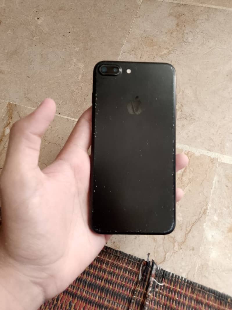 Apple iPhone 7 Plus 0