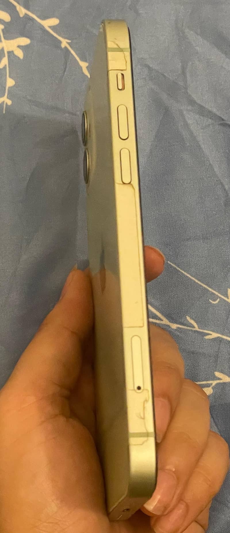 Apple iPhone 12 3