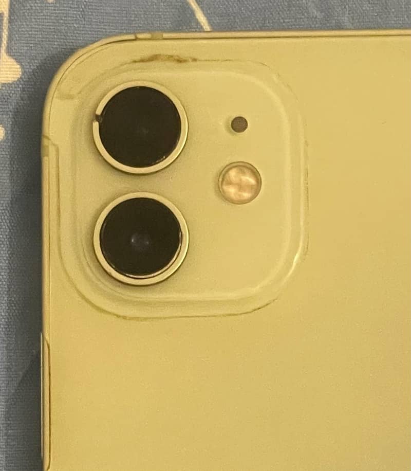 Apple iPhone 12 7