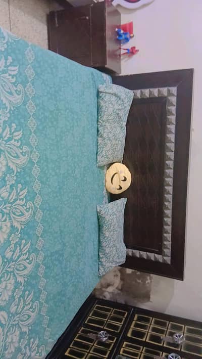 King size bed with side tables
